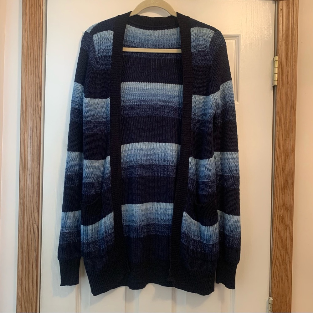 Cozy blue horizontal stripe long sleeve cardigan